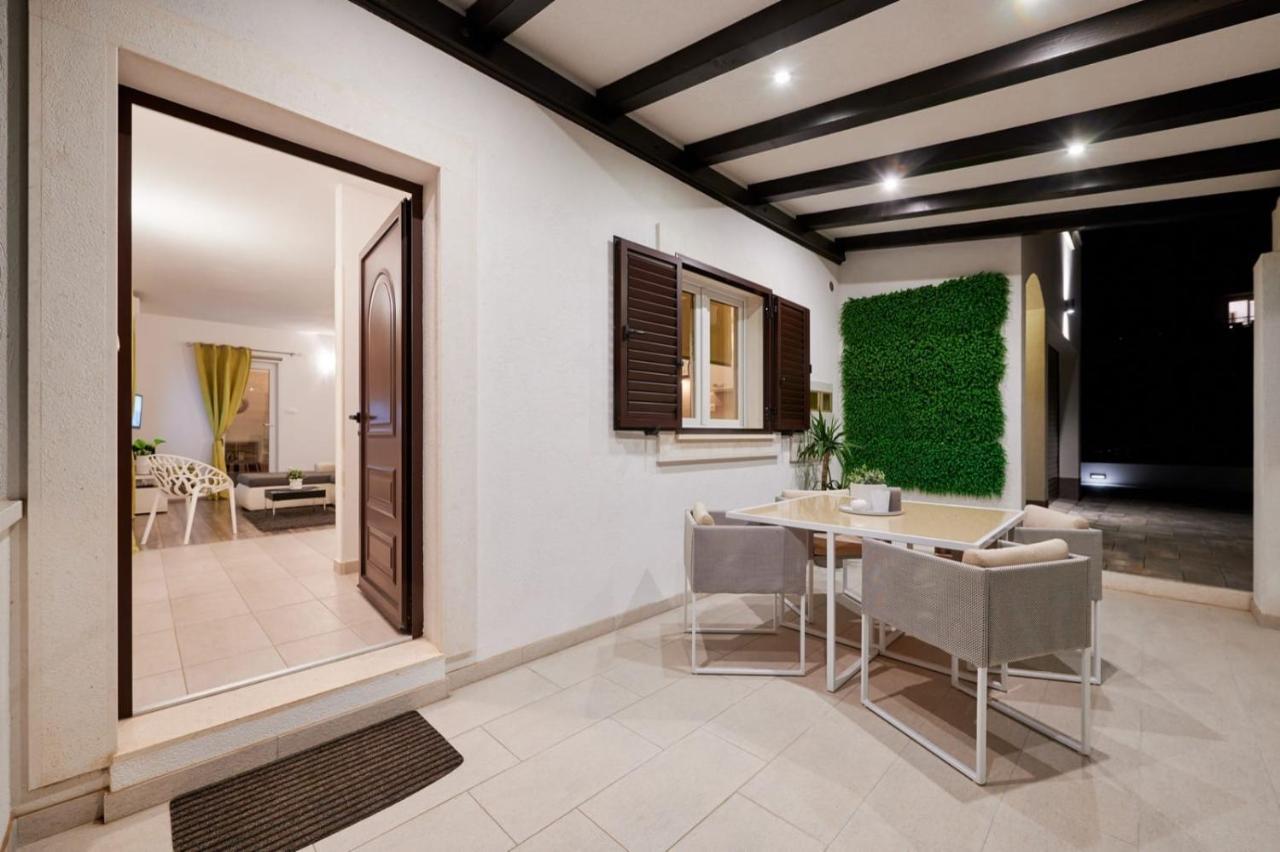 Villa Demonta Trogir Extérieur photo